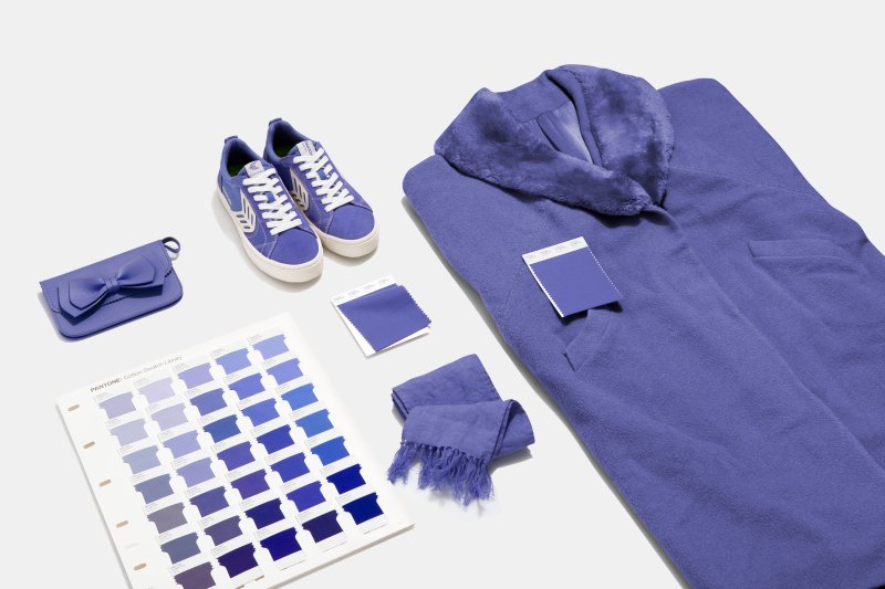 PANTONE 2022年度色：長春花藍17-3938 VERY PERI(圖3)
